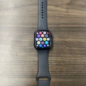 Apple Watch s9 45mm